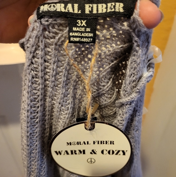 Moral Fiber 3x Grey Cardigan - Picture 3 of 4